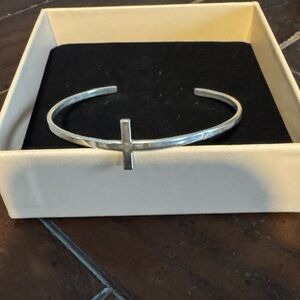 Stella & Dot Sterling silver cuff cross bracelet
